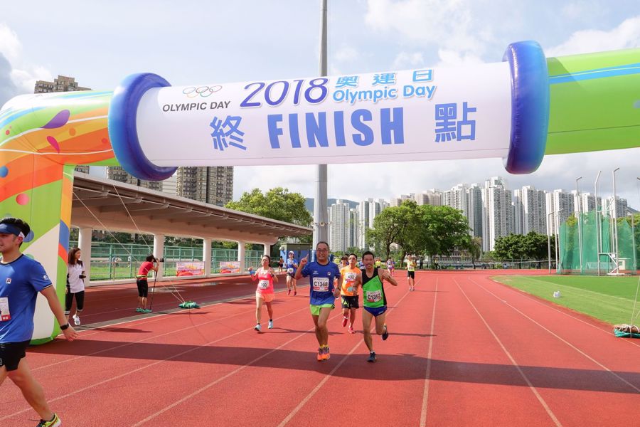 Mr David Mong, Chairman and CEO of Shun Hing Group participated in the 5km Fun Run.